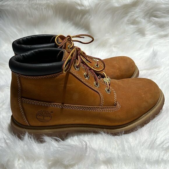 Timberland Nellie Chukka boots Size 7.5.  B82 - Picture 5 of 11